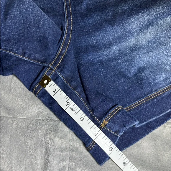 Maurices Dark Blue Jean Shorts size 20 - Picture 2 of 5